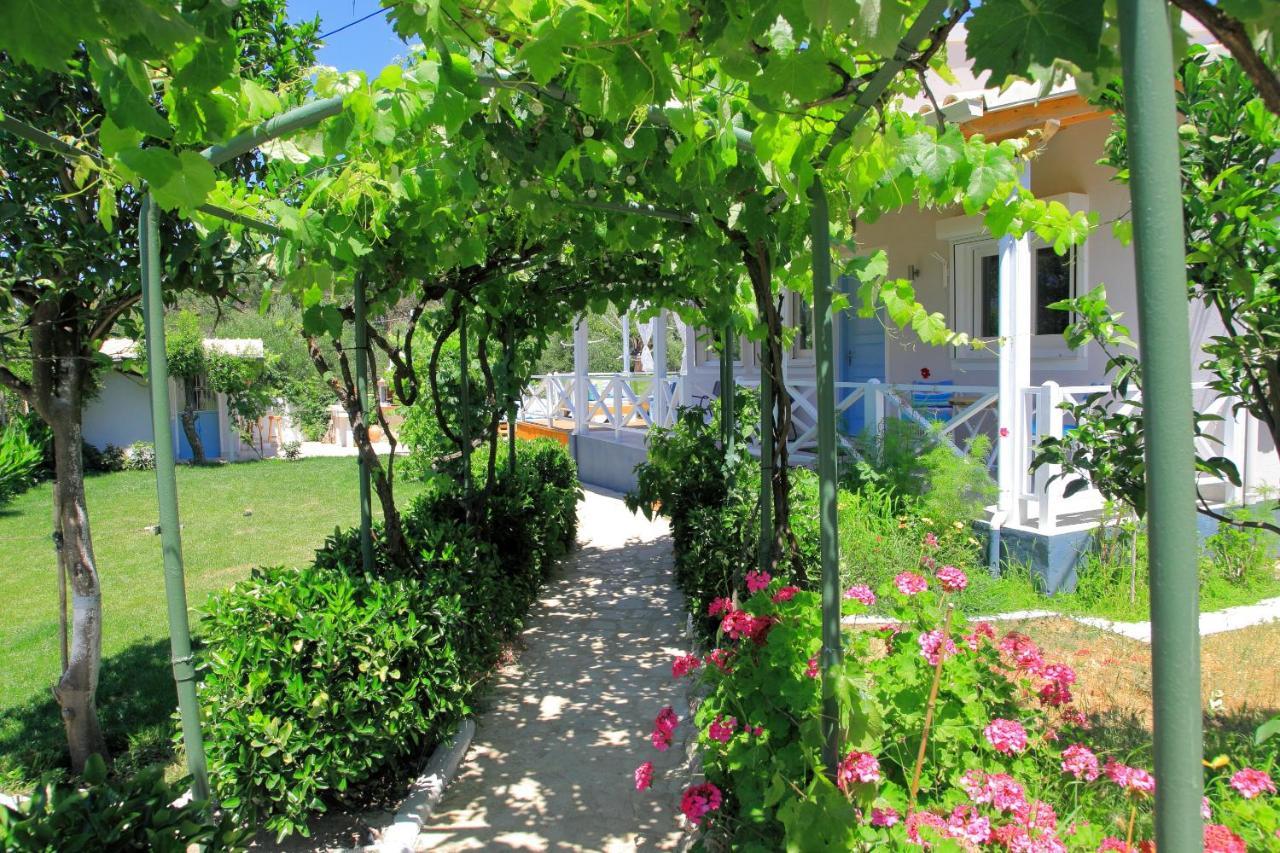 Blue Sky Cottage, Kanouli Beach Halikounas Dış mekan fotoğraf