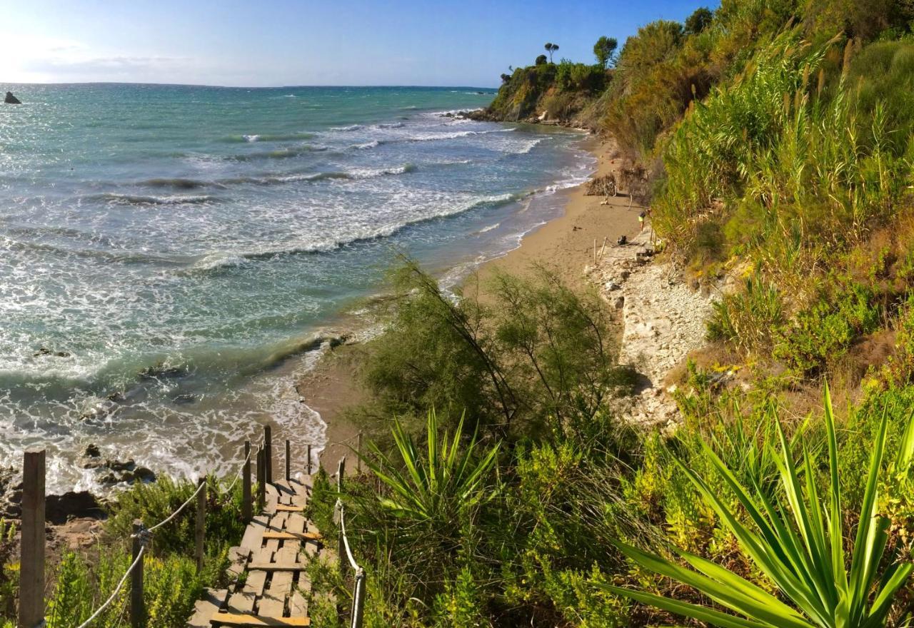 Blue Sky Cottage, Kanouli Beach Halikounas Dış mekan fotoğraf