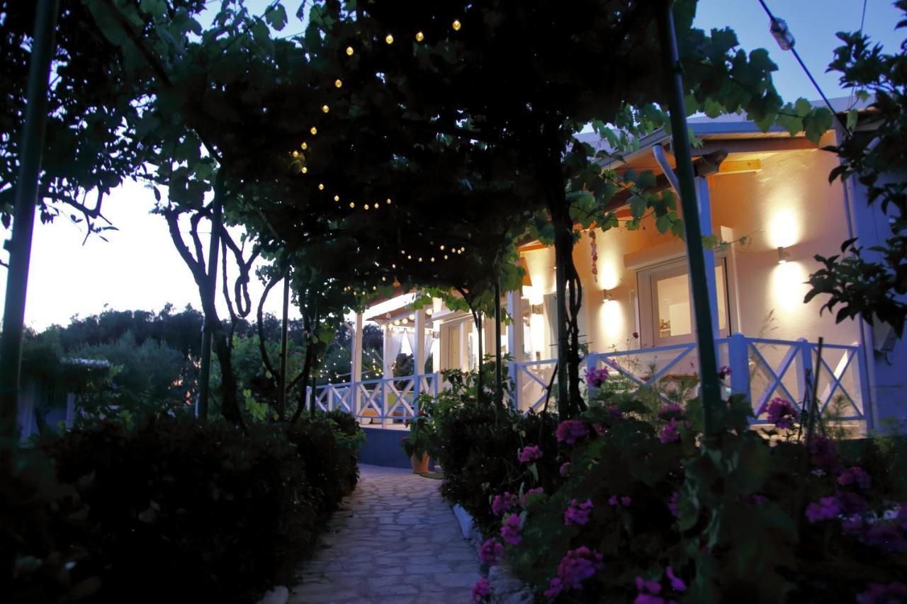Blue Sky Cottage, Kanouli Beach Halikounas Dış mekan fotoğraf